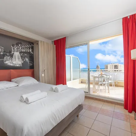 Josephine Apartment